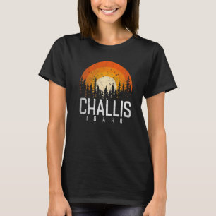 Challis Idaho ID Retro Style Vintage 70s 80s 90s T-Shirt