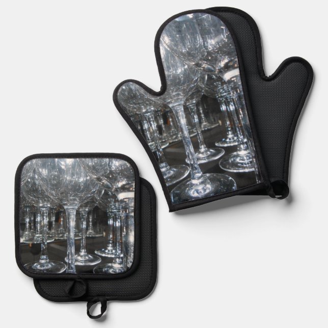 Chameleonic Investigation Oven Mitt & Pot Holder Set (Front/Back)