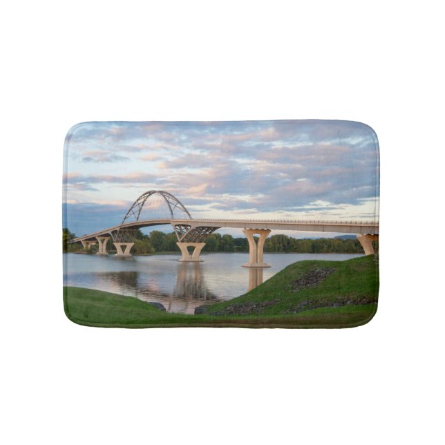 Champlain Bridge Bathroom Mat (Front)