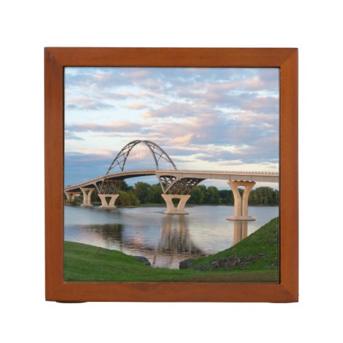 Champlain Bridge Desk Organizer