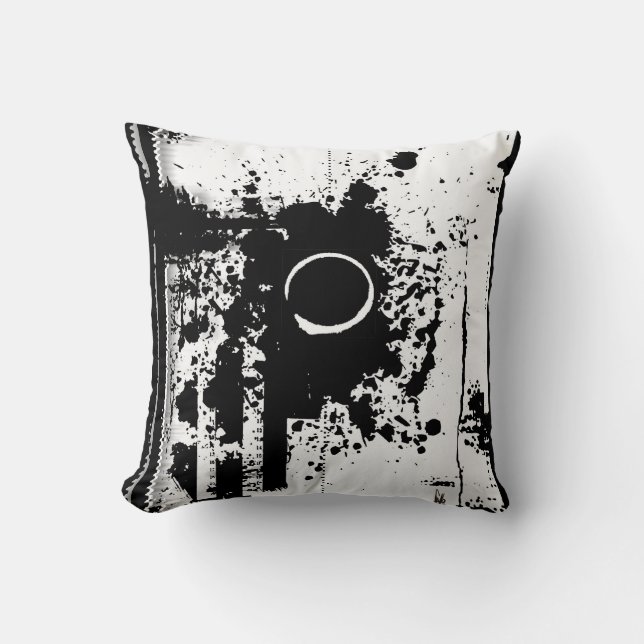 chaos throw pillow (Front)
