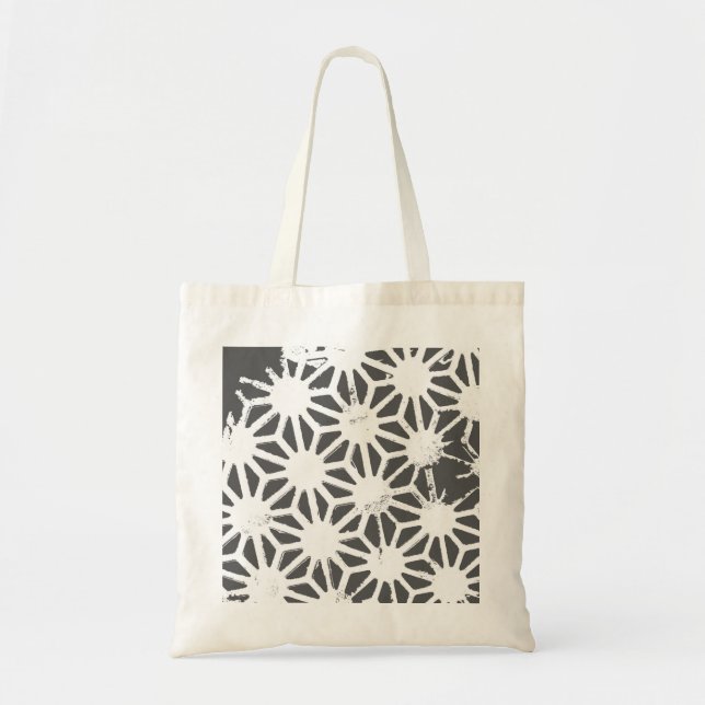Charcoal gray geometric pattern tote bag (Front)