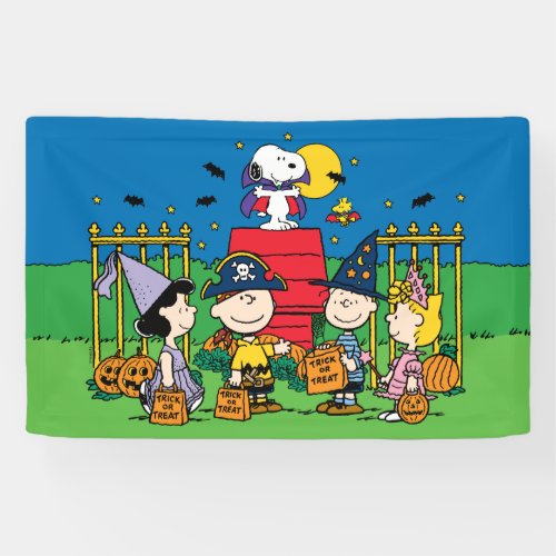 Charlie Brown and Gang Halloween Banner