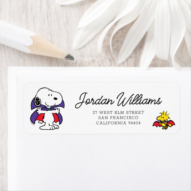 Charlie Brown and Gang Halloween Label (Insitu)