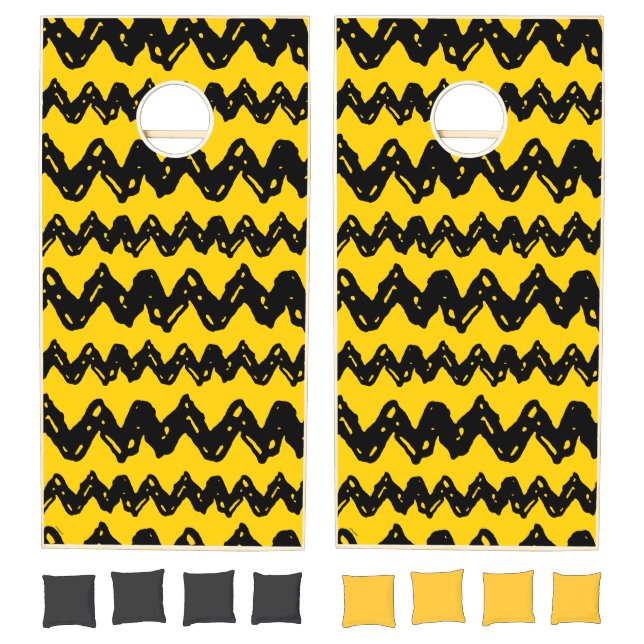 Charlie Brown Zig Zag Pattern Cornhole Set (Set)