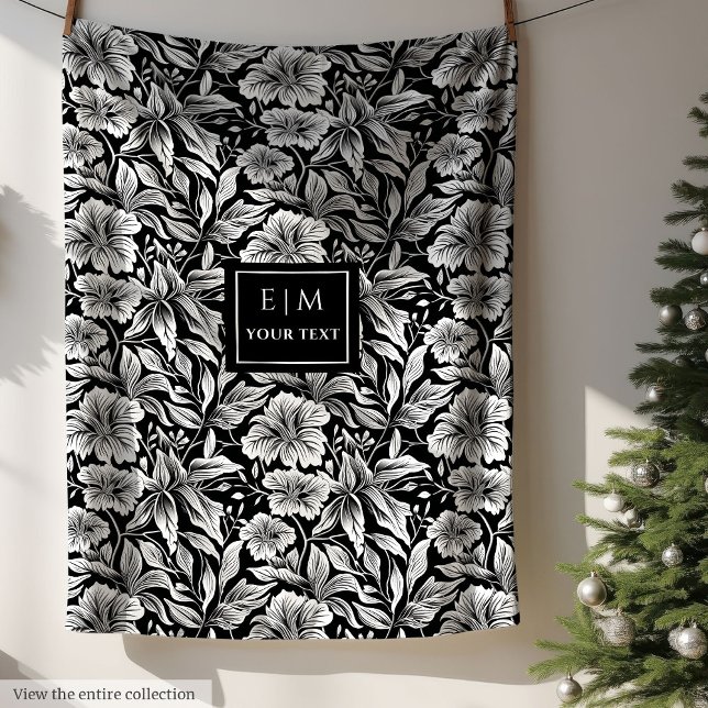 Charming black and white flowers fleece wrap blanket (Charming black and white flowers fleece wrap)
