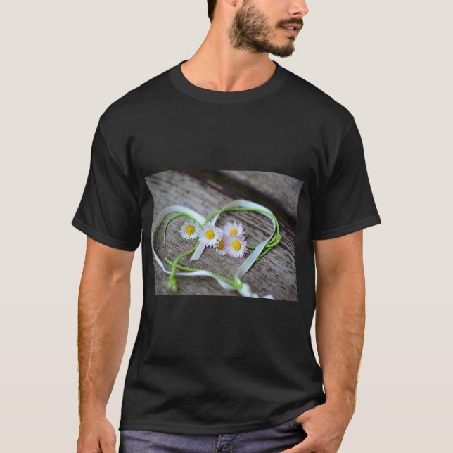 Charming Daisy Flowers – Fresh Floral Print T-Shir T-Shirt (Front)