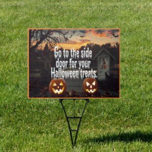 Charming Halloween sign to side door