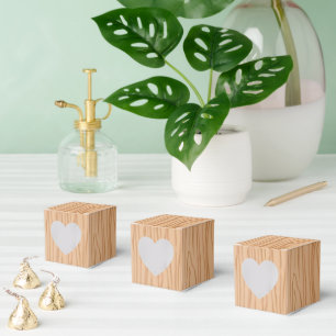 Charming Wood Pattern Celebration Heart Favor Boxes