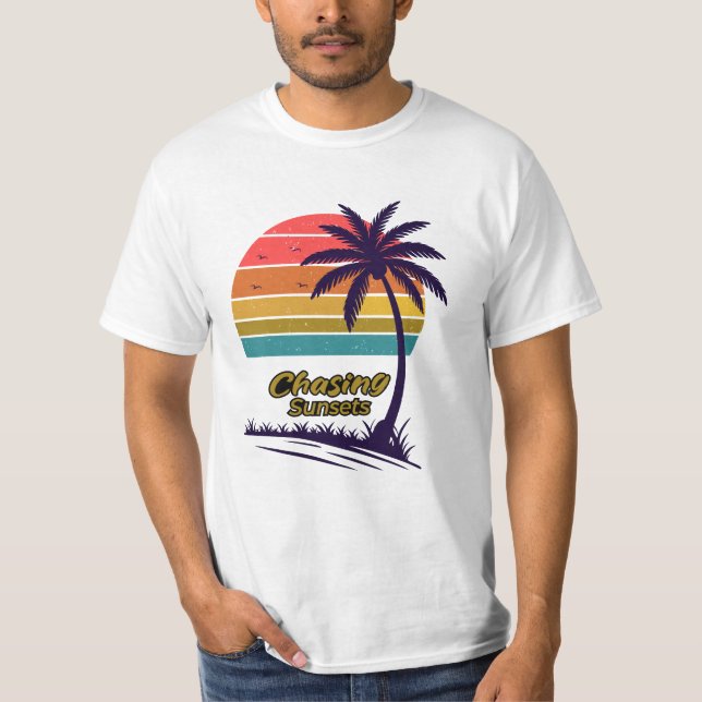 Chasing sunset T-Shirt (Front)