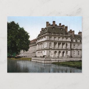 Chateau Fontainebleau Postcard