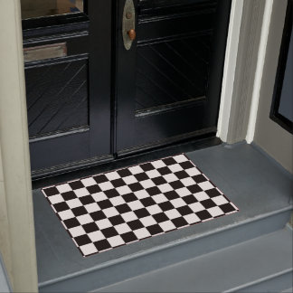 Checkerboard pattern black and white doormat