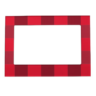 Checkerboard pattern magnetic frame