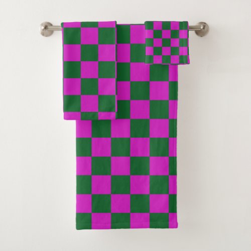 Checkered Forest Green and Magenta Bath Towel Set