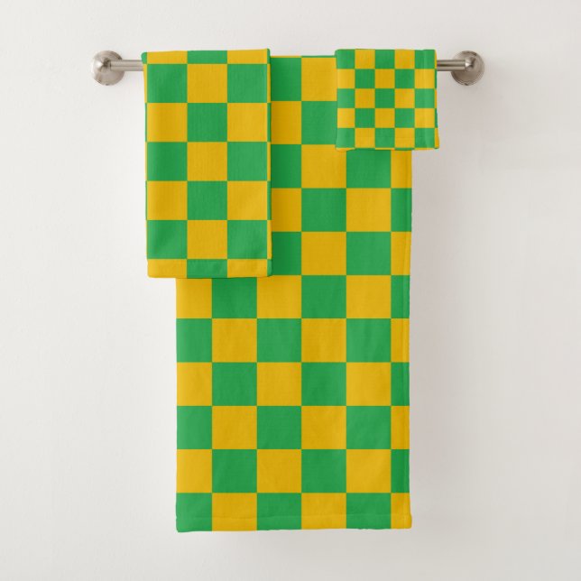 Checkered Green and Gold Bath Towel Set (Insitu)