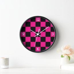 Checkered hot pink black geometric retro w numbers clock