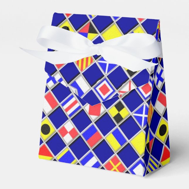 Checkered Nautical Flags Pattern Decor Favor Boxes (Front Side)