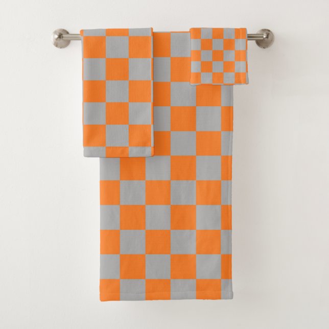 Checkered Orange and Silver Bath Towel Set (Insitu)