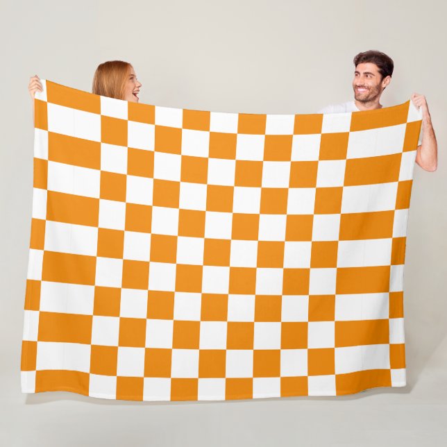 Checkered Pattern Fleece Blanket (In Situ)