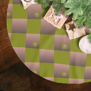 Checkered pattern in brown and olive green brushed polyester tree skirt