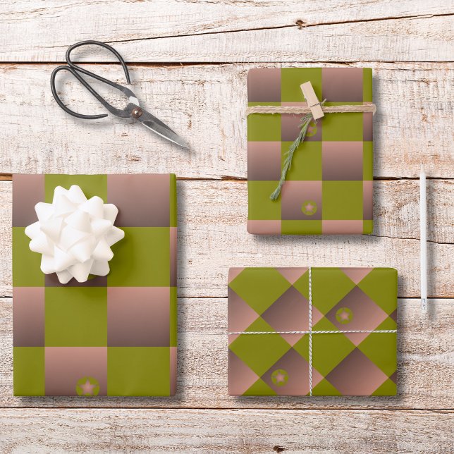 Checkered pattern in brown and olive green wrapping paper sheets (Creator Uploaded)