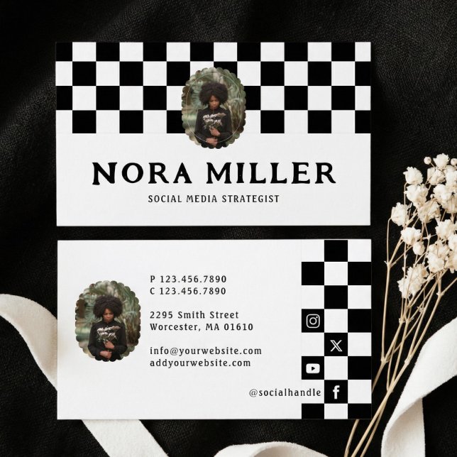 Checkered Pattern Social Media Influencer Photo Business Card (Checkered Pattern Social Media Influencer Photo Business Card)