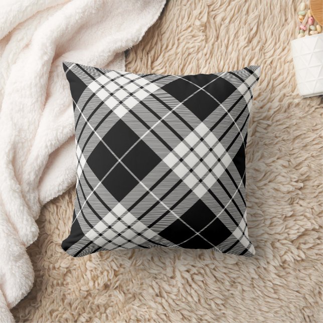 Checkered Pillows, Unique and Beautiful Patterns  Throw Pillow (Blanket)