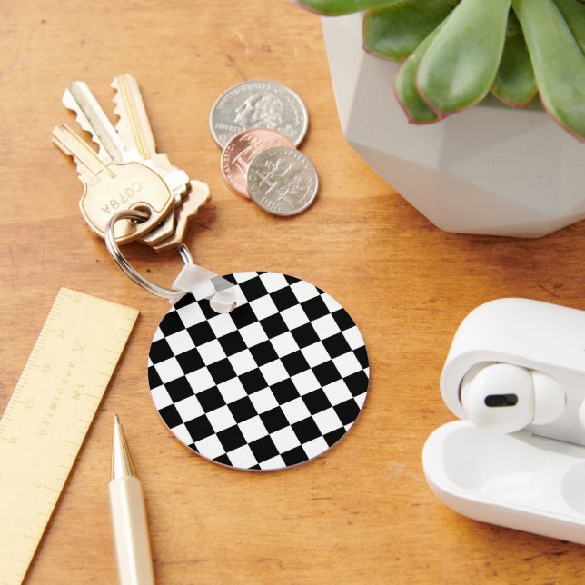 Checkered squares black and white geometric retro keychain (Desk)
