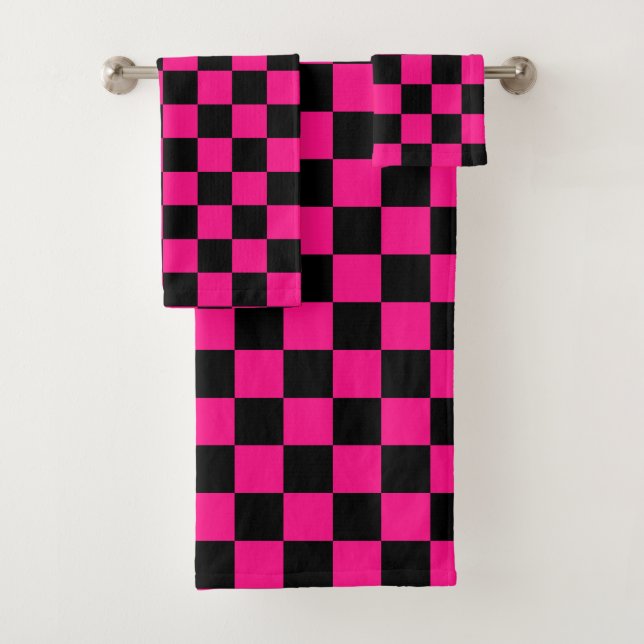 Checkered squares hot pink black geometric retro bath towel set (Insitu)