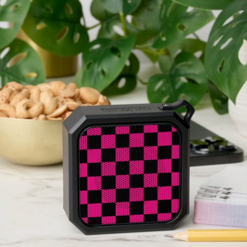 Checkered squares hot pink black geometric retro bluetooth speaker