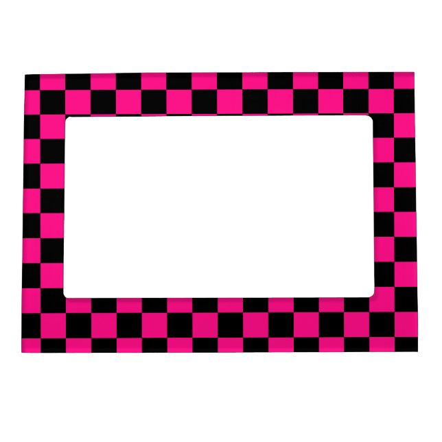 Checkered squares hot pink black geometric retro magnetic frame (Front)