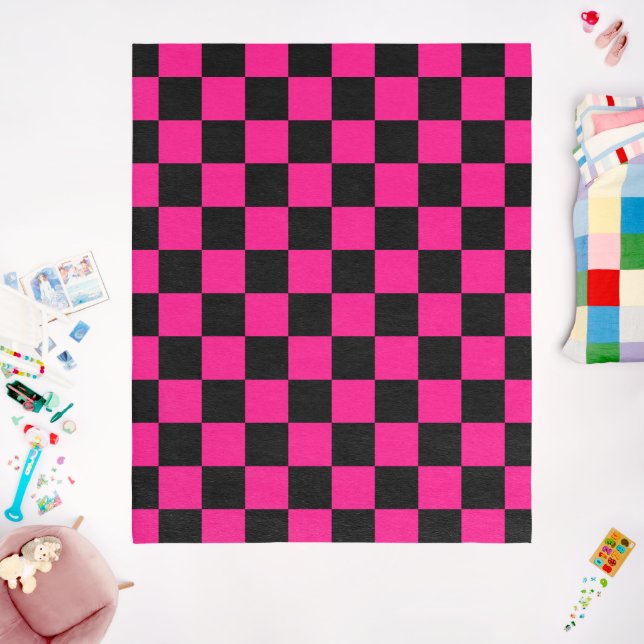 Checkered squares hot pink black geometric retro outdoor rug (Insitu (Babyroom))
