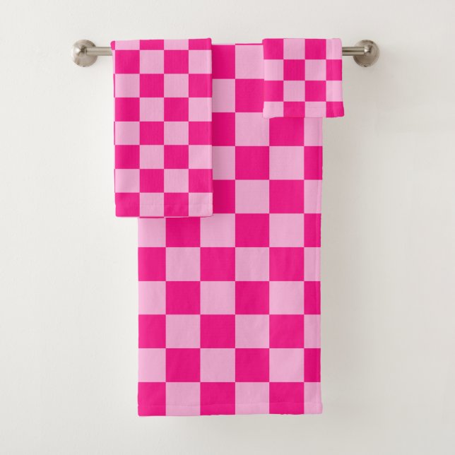 Checkered squares light hot pink geometric retro bath towel set (Insitu)