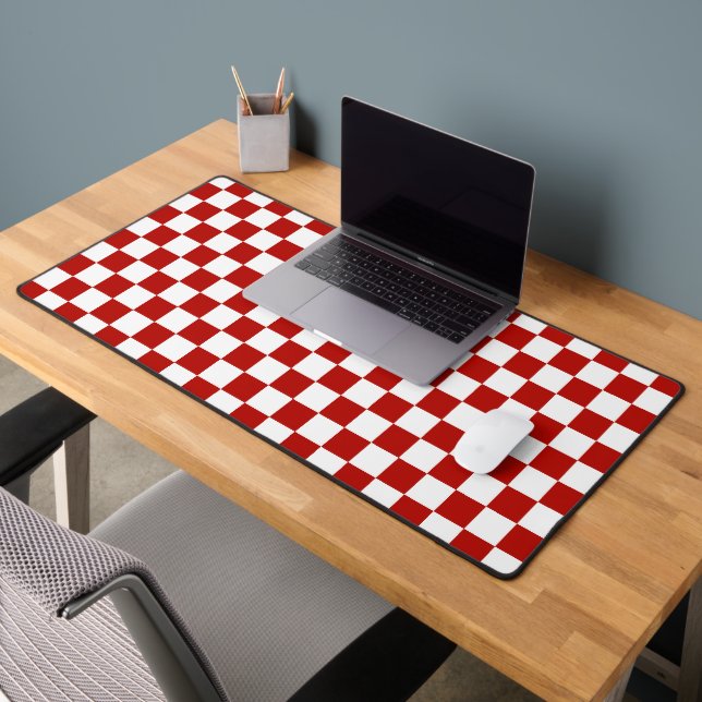 Checkered squares red white geometric retro desk mat (Office 2)