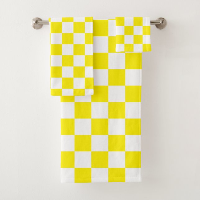 Checkered yellow and White Bath Towel Set (Insitu)