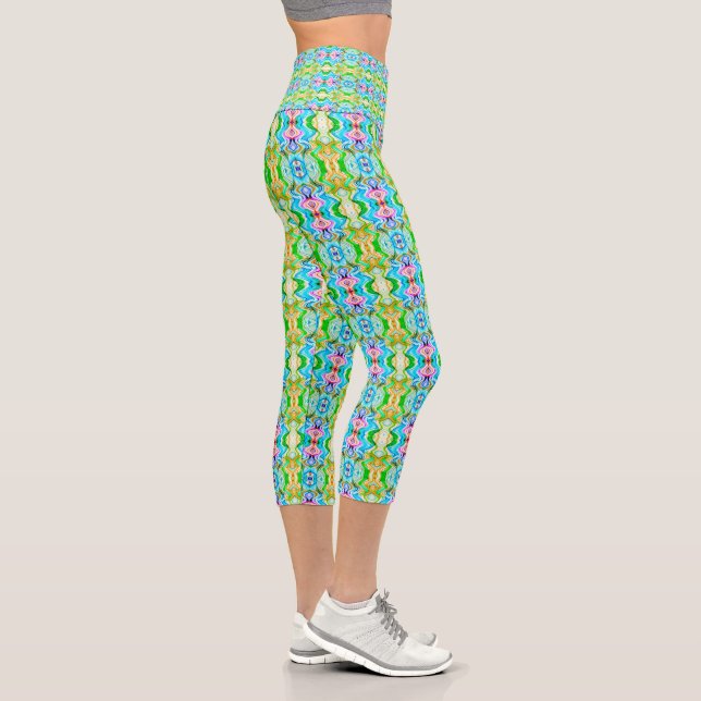 Cheerful Colorful Multi Color Pattern Capri Leggings (Right)