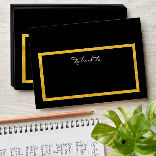 Cheers To 2025 Gold Typography Modern New Year Envelope