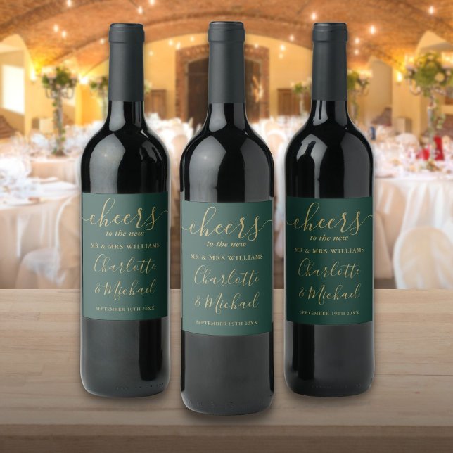 Cheers To Mr And Mrs Green And Gold Wedding Wine Label (Cheers To Mr And Mrs Green And Gold Wedding Wine Label)