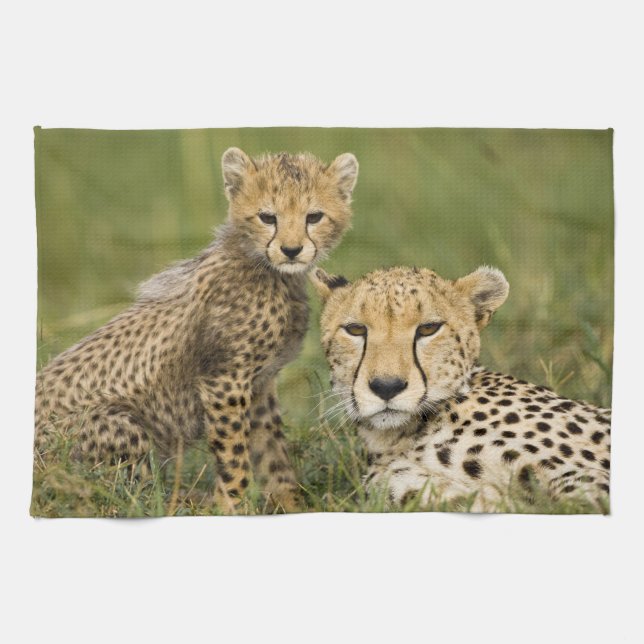 Cheetah, Acinonyx jubatus, with Cub Towel (Horizontal)
