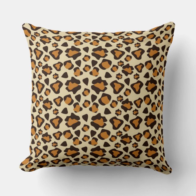 Cheetah skin pattern throw pillow (Front)