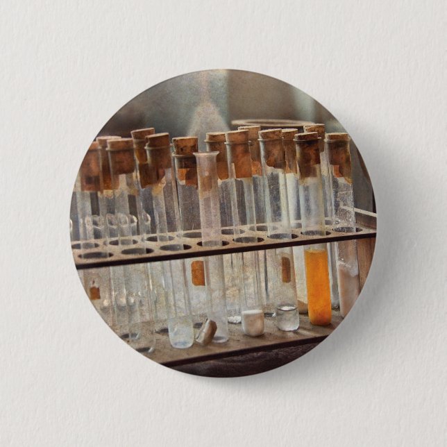 Chemist - Specimen Button (Front)
