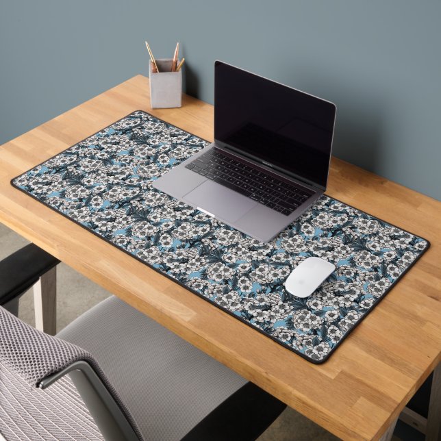 Cherry blossom in white and blue desk mat (Office 2)