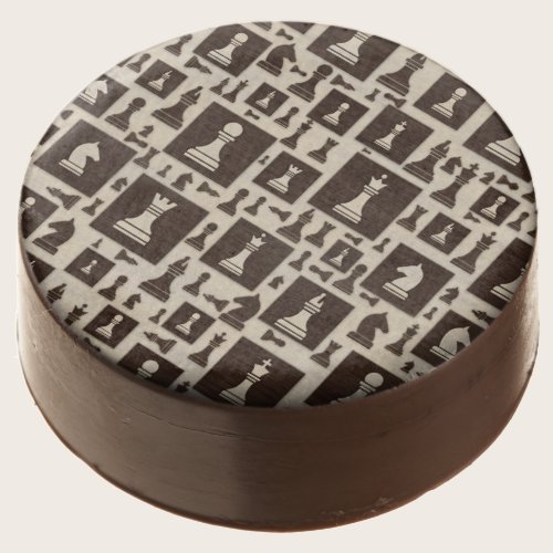 Chess Pieces Pattern - Wooden Texture Chocolate Covered Oreo