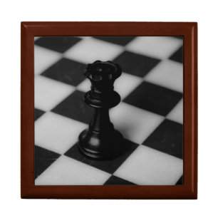 Chess queen keepsake box