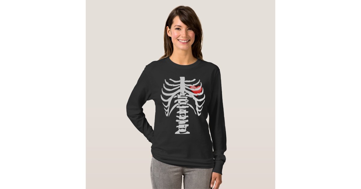 Chest X-Ray Red Heart with Bones T-Shirt | Zazzle