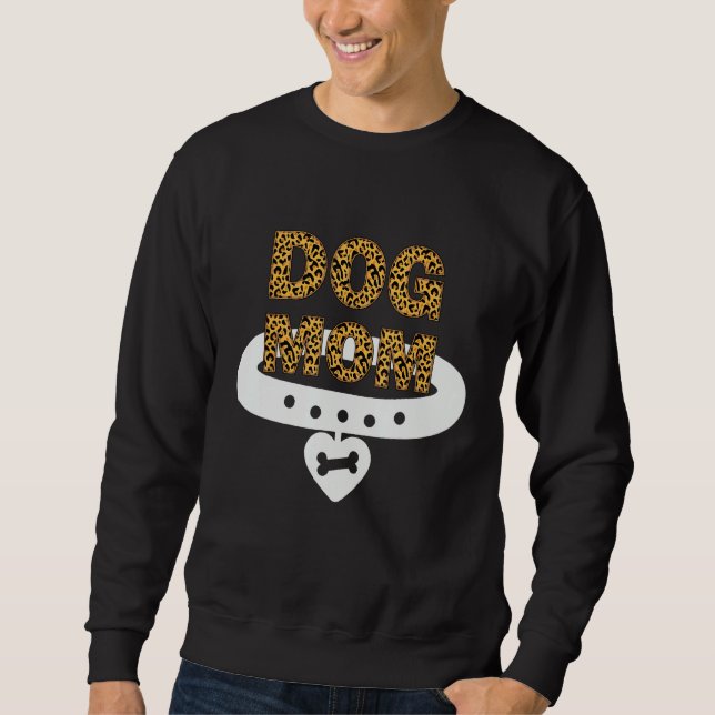 Chetah Print Dog Mom Design, Cute Dog Mom Shirt (Front)