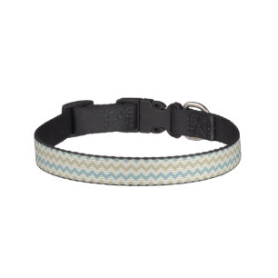 Chevron pattern on linen texture pet collar