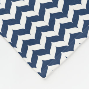 Chevron Zigzag Wingtip Stripe Pattern Fleece Blanket