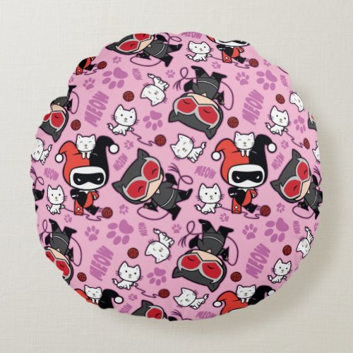 Chibi Catwoman Harley Quinn  Kittens Pattern Round Pillow