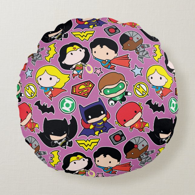 Chibi Justice League Pattern on Purple Round Pillow (Front)